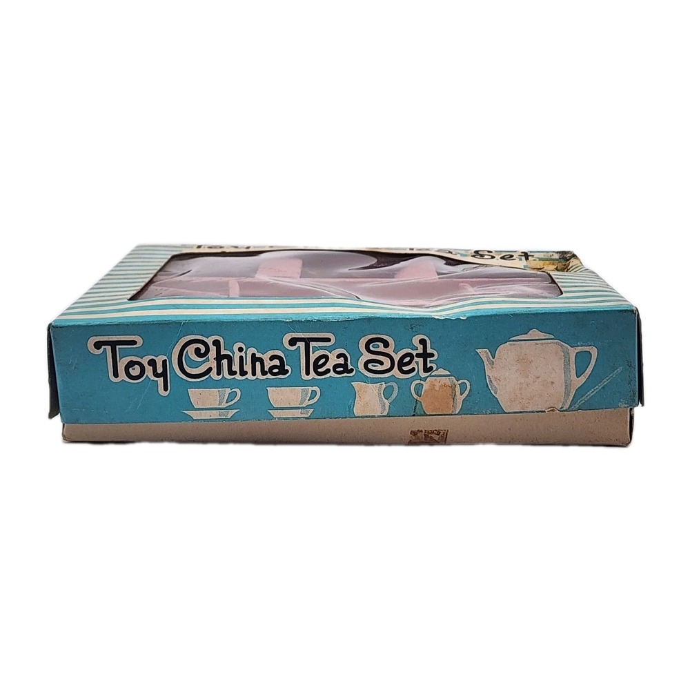 Vintage 1960s Childs‎ Mini China Tea Set Complete Girl w Dog Print Original Box - Picture 10 of 10